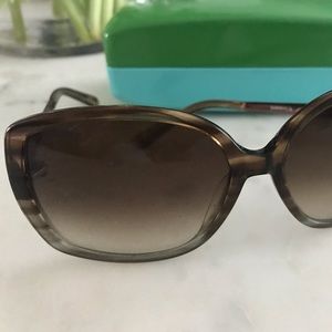 Kate Spade sunglasses with case included